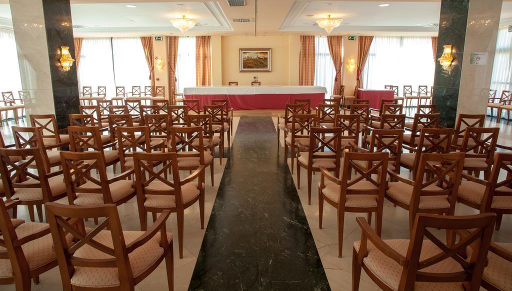 Hotel Villa De Almazán Buitenkant foto